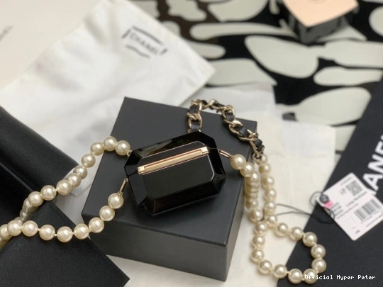 HyperPeter AIRPODS CHANEL CASE NECKLACE PRO 0722